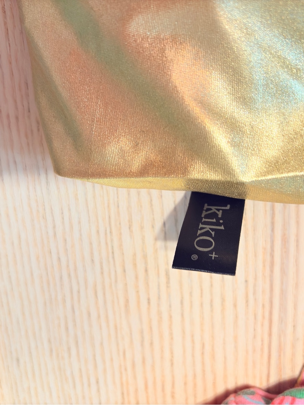 kiko+gg Tanabata 100 Star Dominos 
Wooden Star Set with Gold Storage Bag - Picture 6 of 9